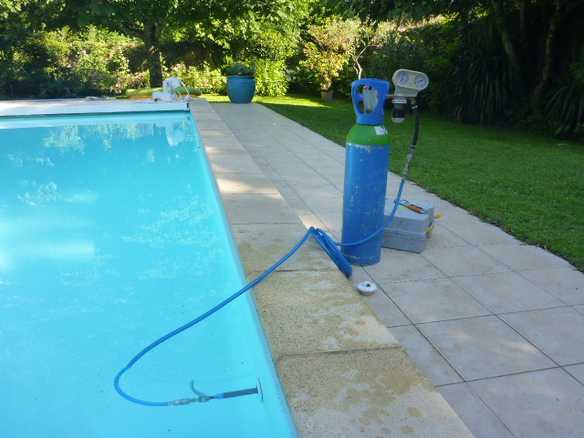 Détection rapide de fuite d'eau de votre piscine